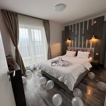 Moncler Residence Braşov Esterno foto